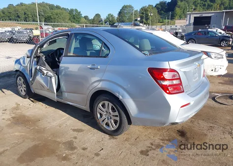 2017 Chevrolet Sonic Ls z USA, uszkodzony, nr VIN 1G1JB5SH8H4149638